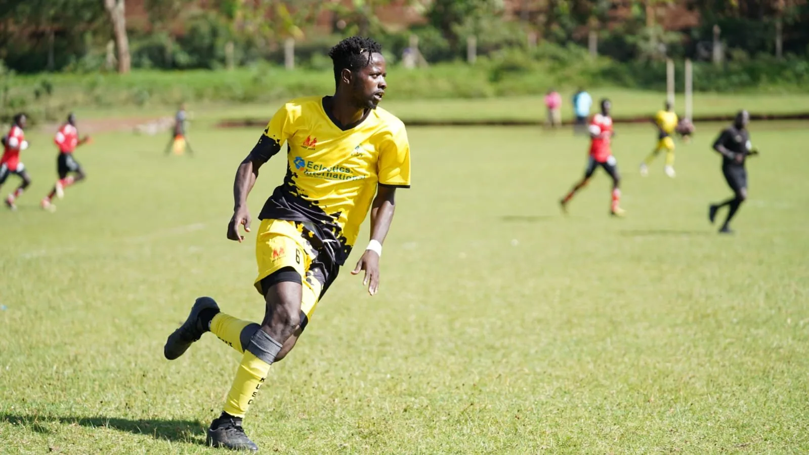 Kibra United: pressing high.